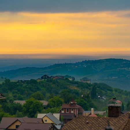 Namaste Shalle Retrit - Дом С Ретритным Залом В Горах Villa Beszkajnar Kültér fotó